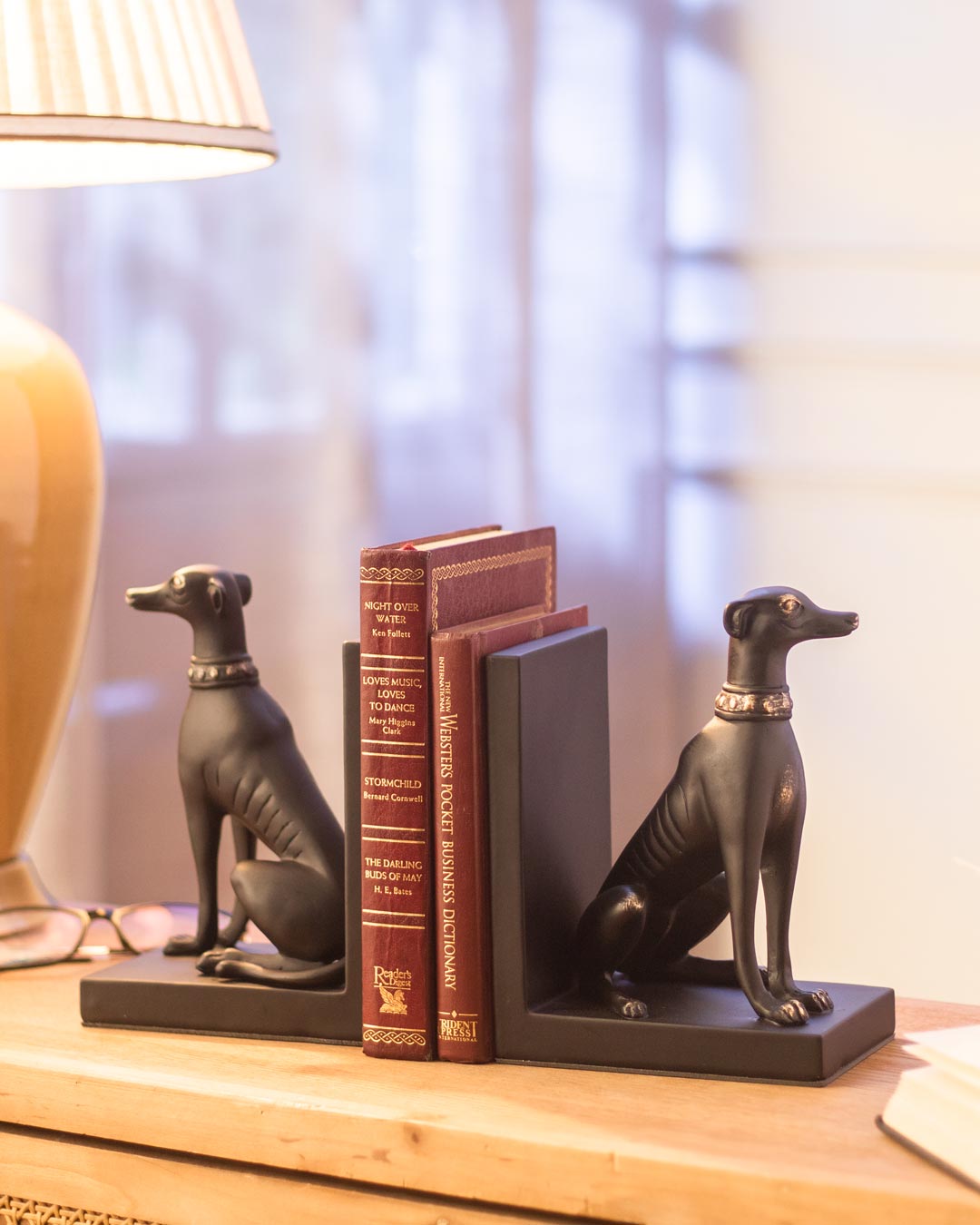 Junips | Guard Dog Bookend Set - Black