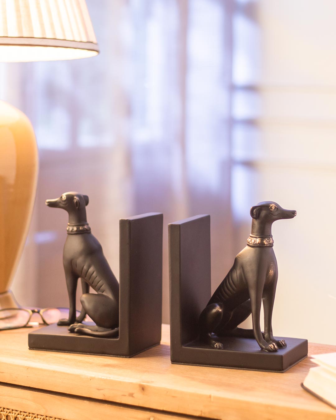 Junips | Guard Dog Bookend Set - Black