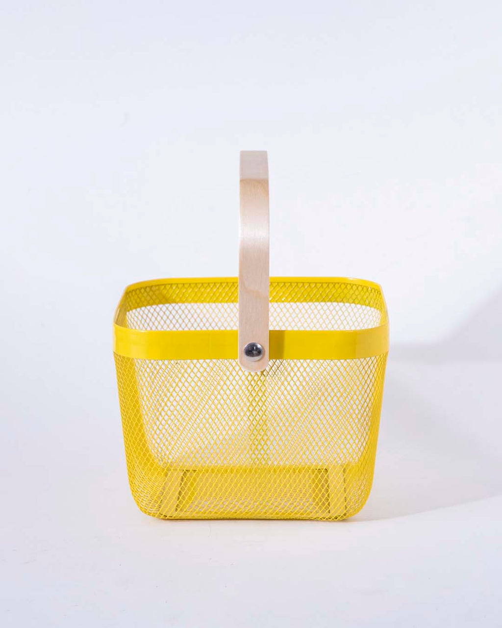 Junips | Square Metal Storage Basket with Wooden Handle - Yellow - Set of 2