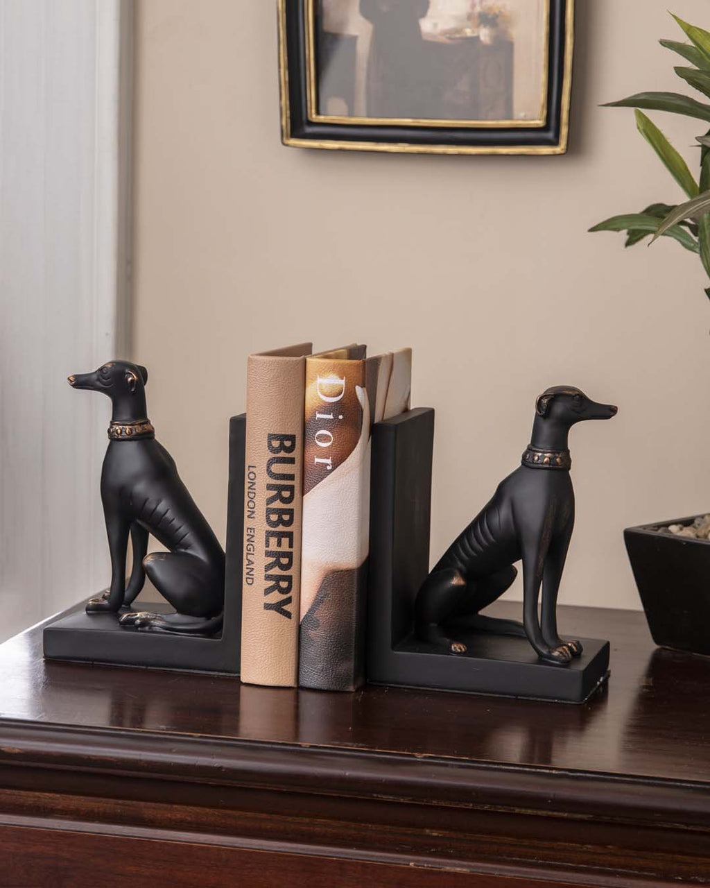 Junips | Guard Dog Bookend Set - Black