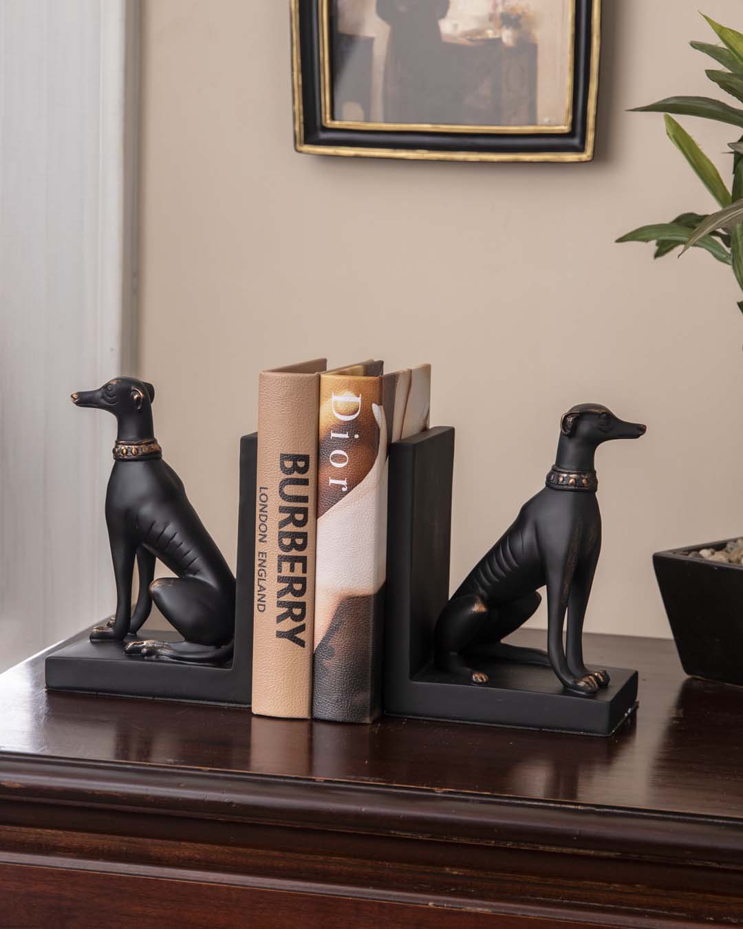 Junips | Guard Dog Bookend Set - Black