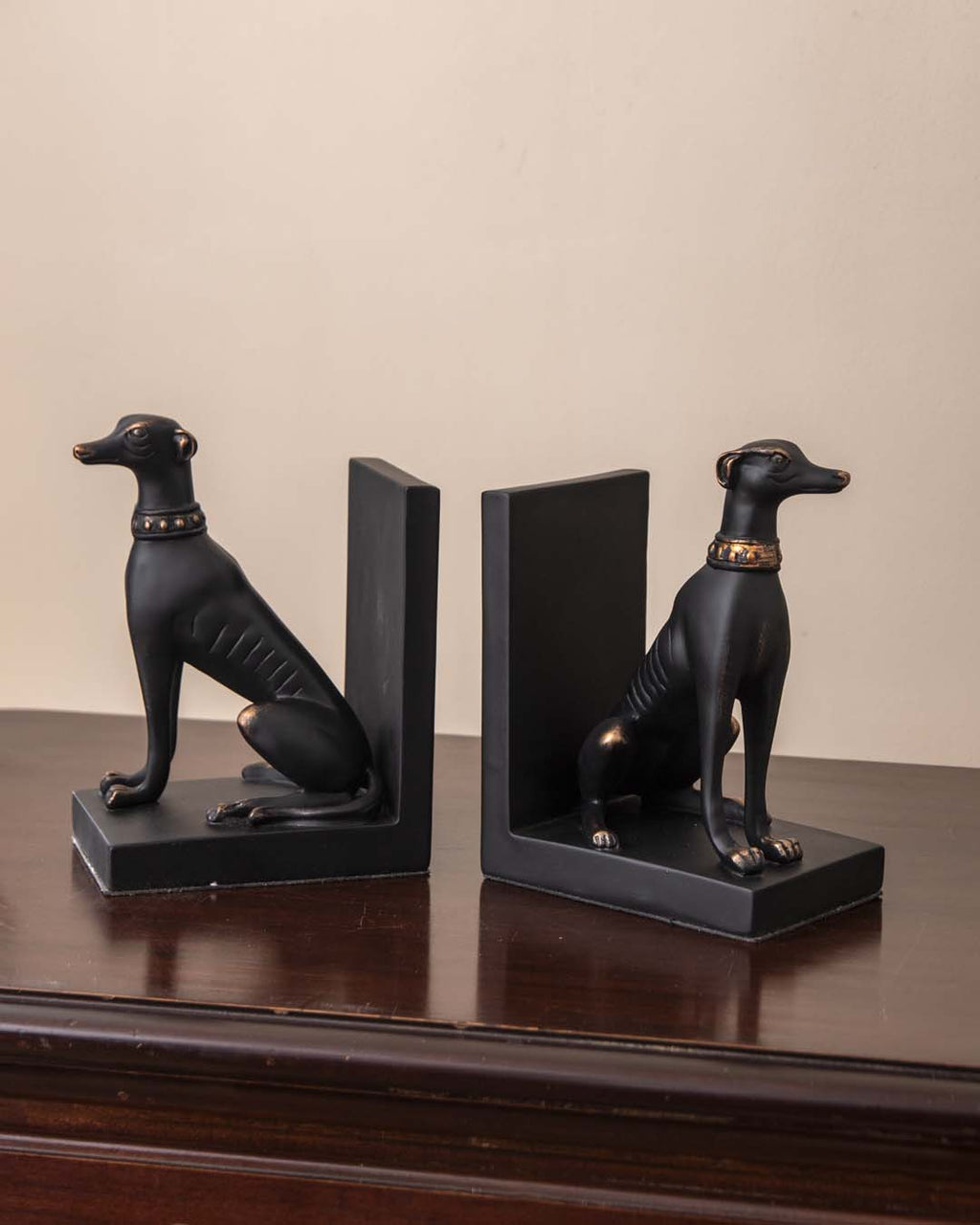 Junips | Guard Dog Bookend Set - Black