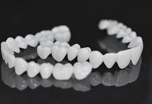 Junips | Dental prosthesis