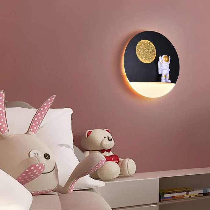 Junips | Contemporary Creative Iron Resin Round Astronaut LED Wall Light Lamp for Bedroom