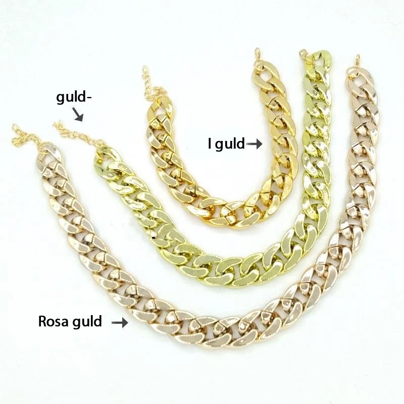 Junips | Thick golden chain pet safety collar
