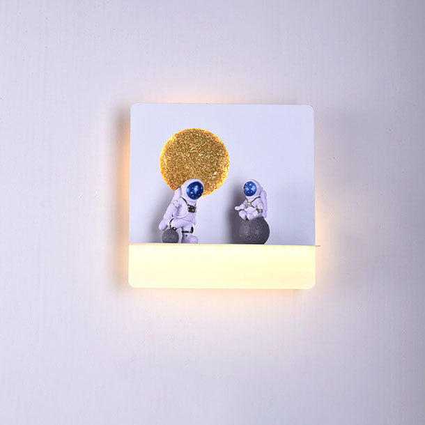 Junips | Contemporary Creative Iron Resin Round Astronaut LED Wall Light Lamp for Bedroom