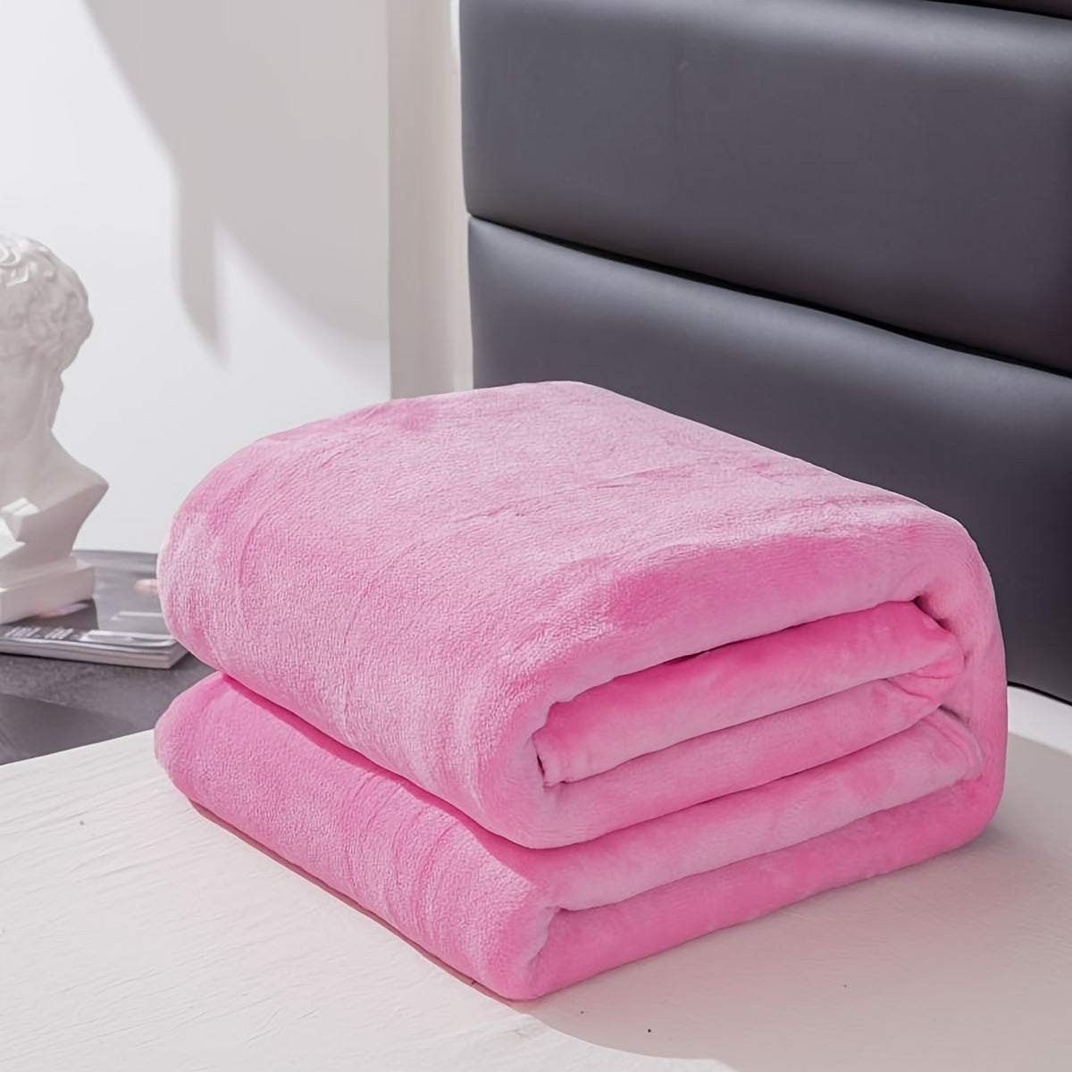 Junips | Soft and warm gray flannel blanket for all seasons