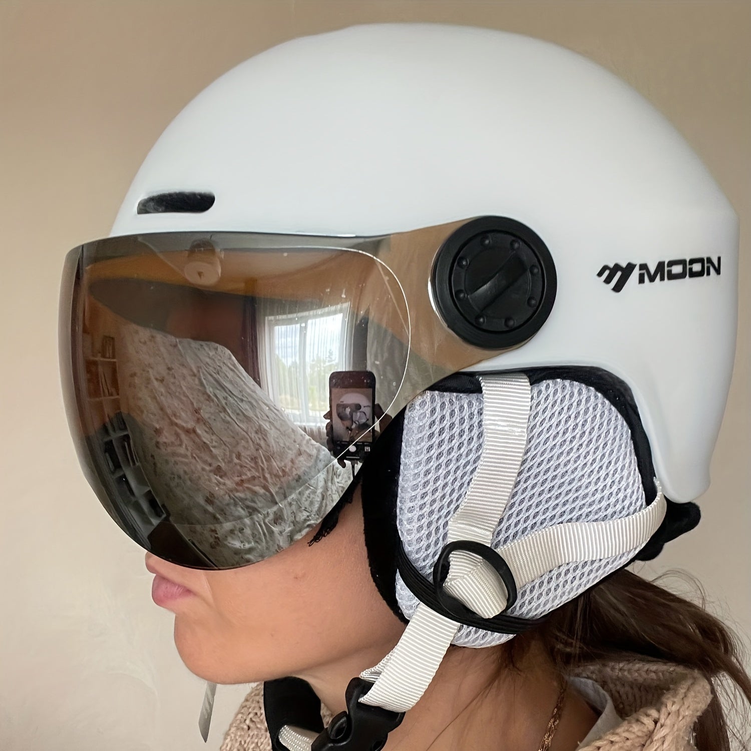 Junips | High-Quality Ski Helmet with Removable Parts – Safe and Comfortable for Outdoor Activities