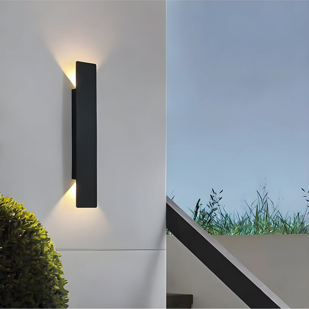 Junips | Light - Modern weatherproof LED wall lamp made of aluminum for outdoor use