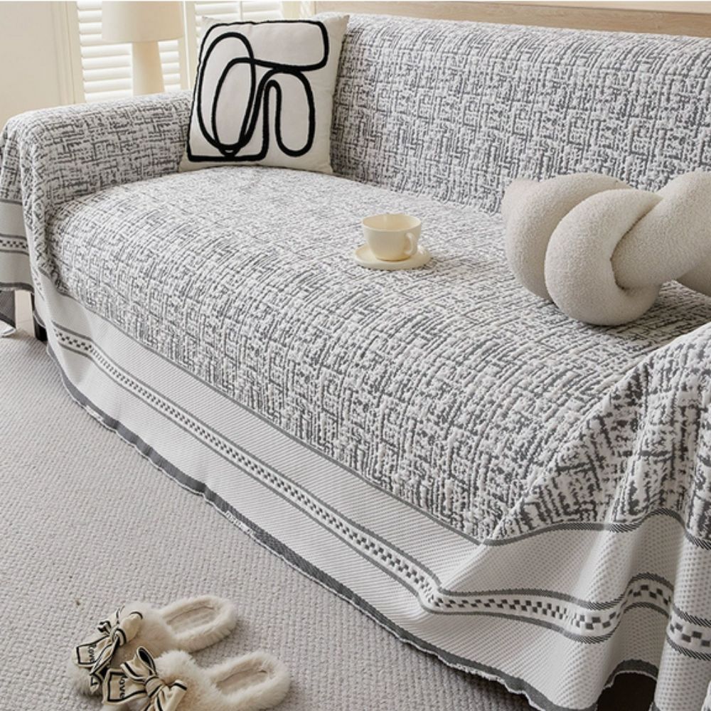 Junips | Crystal Chill Sofa Cover