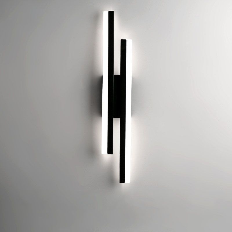 Junips | Alana Modern LED Wall Light - Elegant Black/Gold Wall Lighting for Living Room and Bedroom