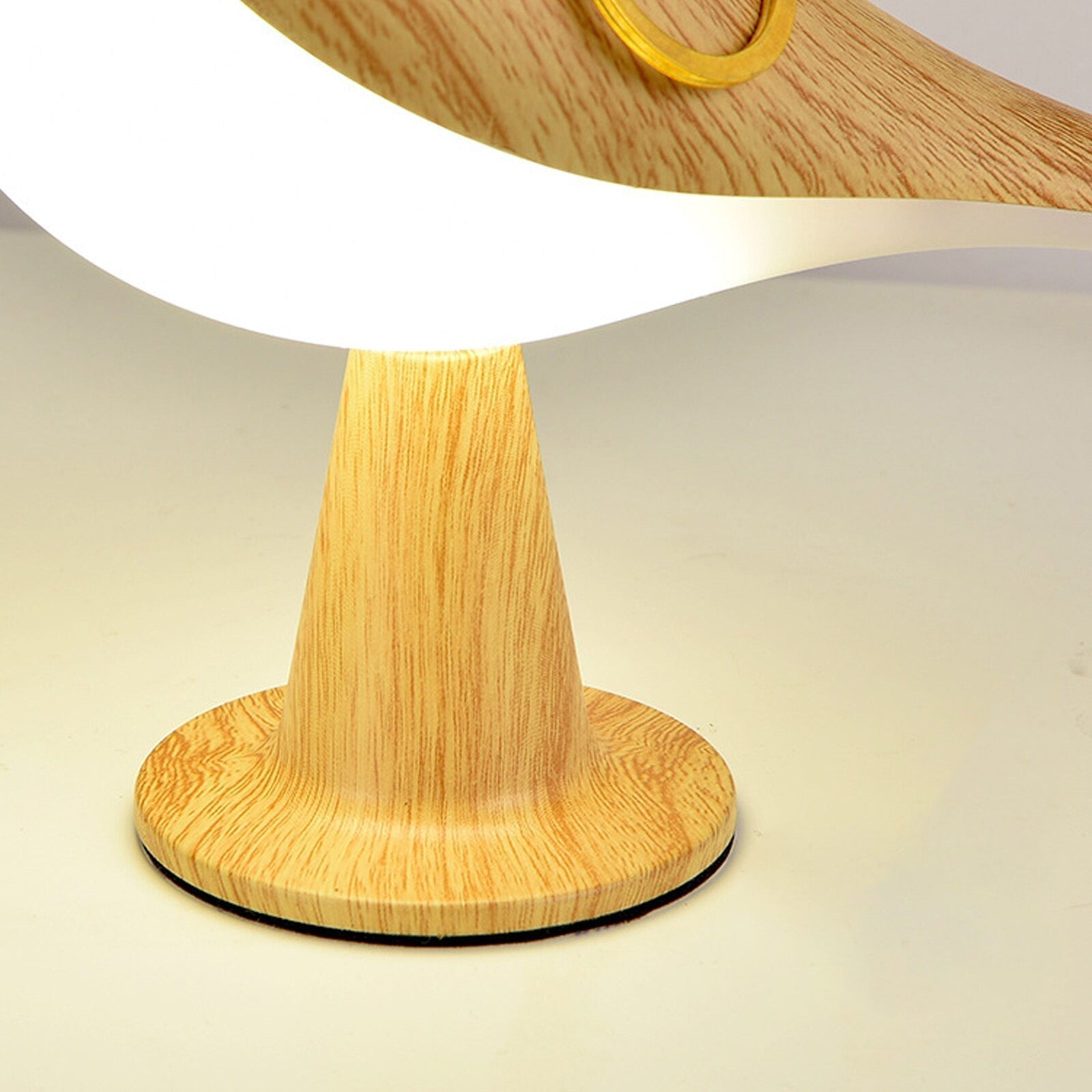 Junips | Modern Wood LED Table Lamp Bird Design