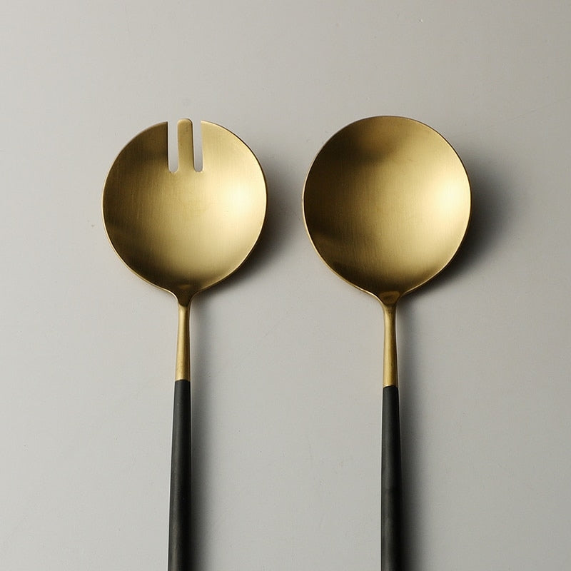 Junips | Black and gold salad cutlery and serving utensils set