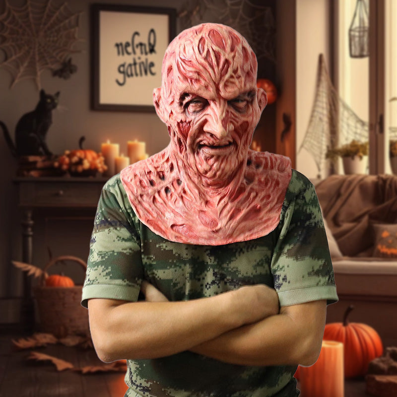 Junips | Halloween spooky Freddy mask