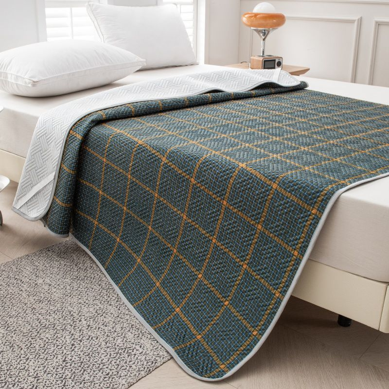 Junips | Dog Cooling Mat Indoor Outdoor Bed Pad