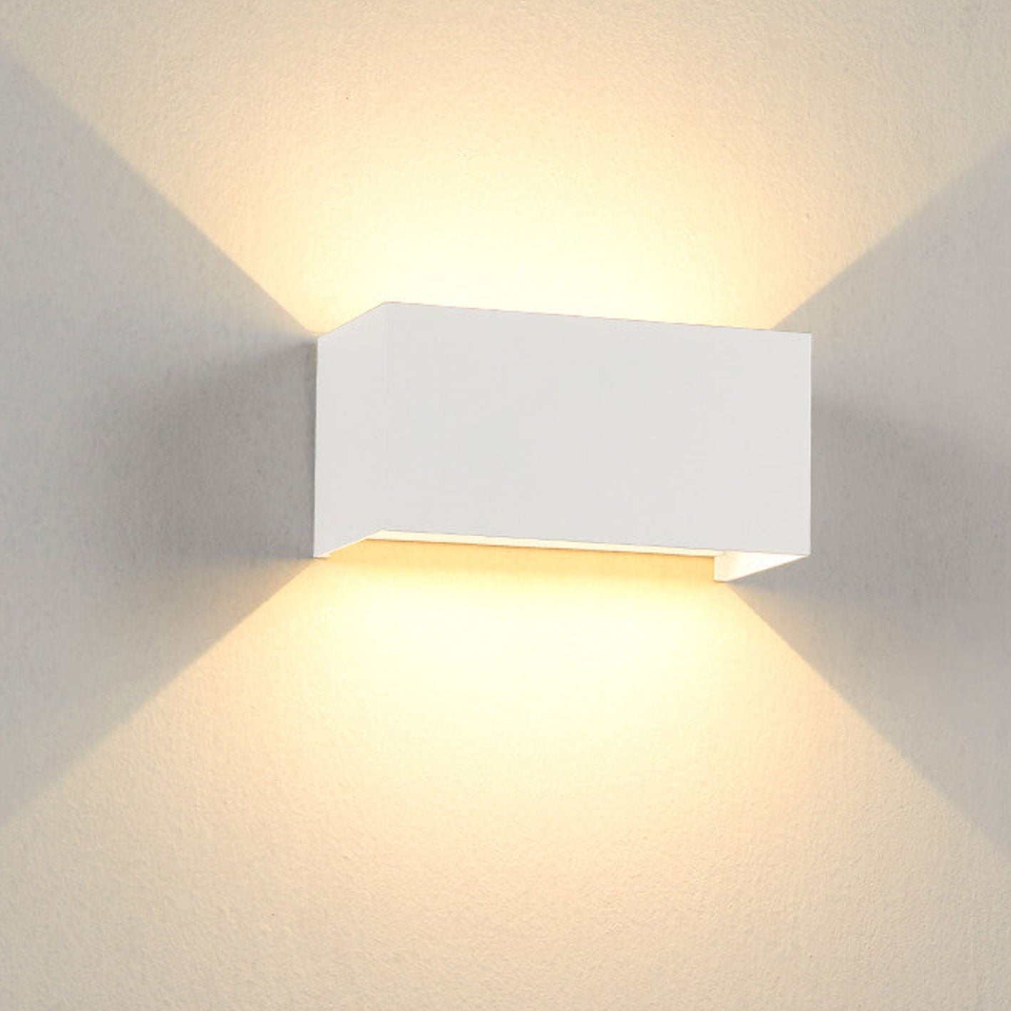 Junips | Modern waterproof rectangular LED wall light for outdoor use with up and down lighting