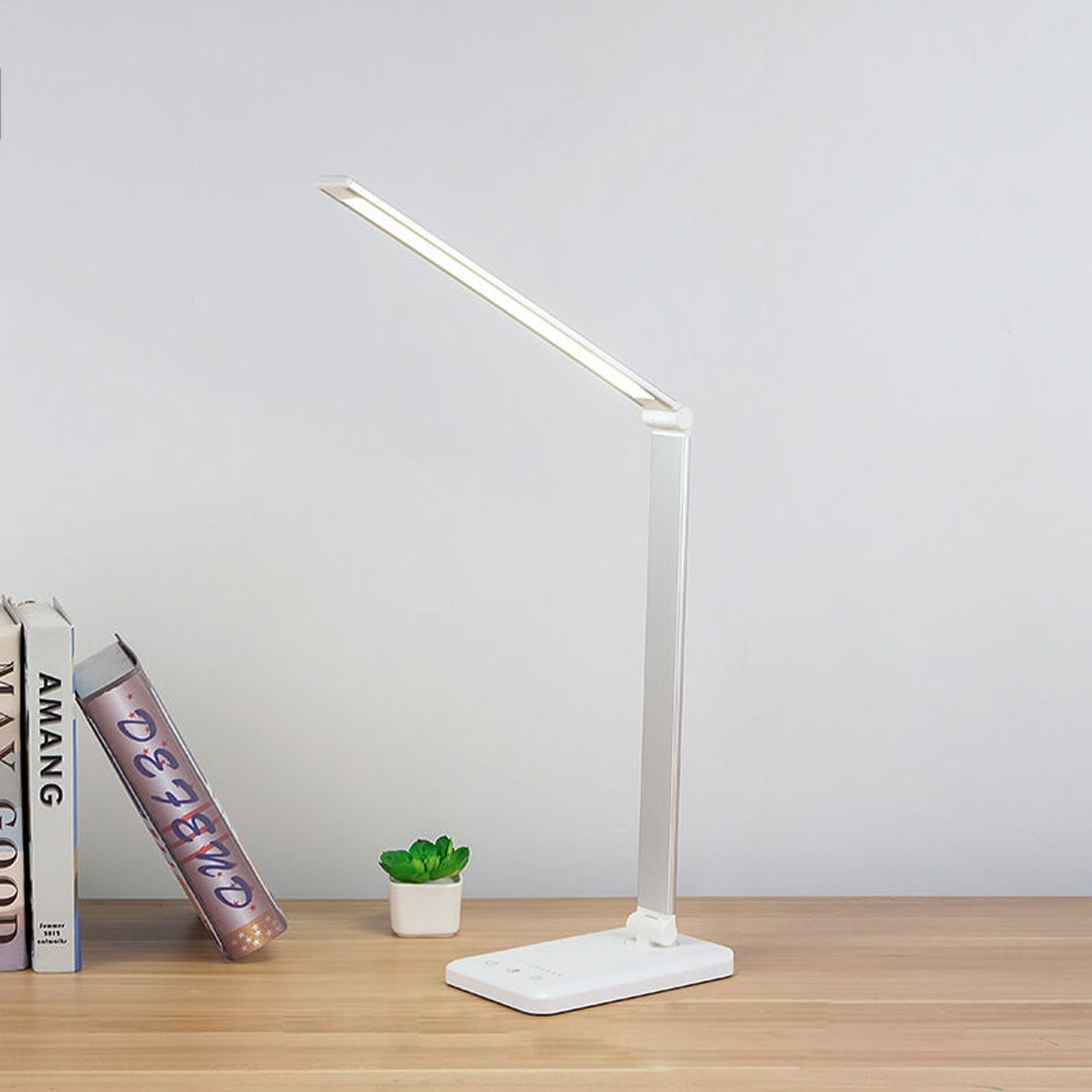 Junips | Nordic Creative Foldable Touch Dimmable LED Desk Lamp