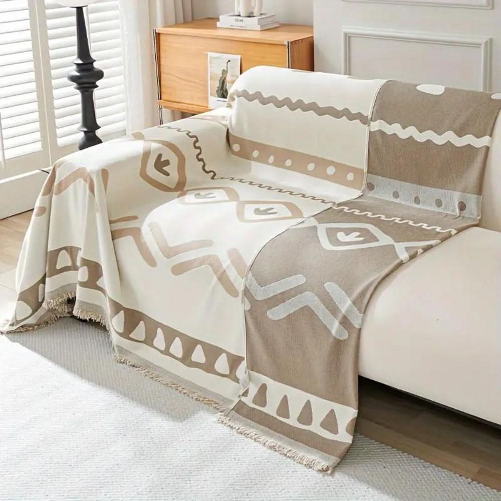 Junips | BohoRevive - Extravagant and fairy-tale sofa cover
