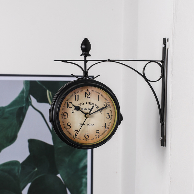 Junips | Double-sided EuroElegance wall clock