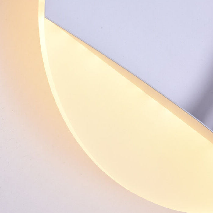 Junips | Contemporary Creative Iron Resin Round Astronaut LED Wall Light Lamp for Bedroom