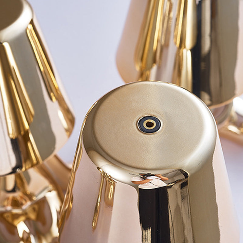 Junips | Thinker Little Golden Man Table Lamp