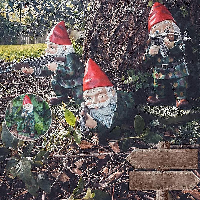 Junips | Military Garden Gnome with Camouflage Uniform