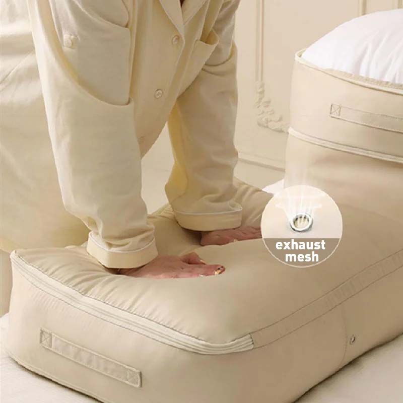 Junips | Ultra space-saving self-compression organizer