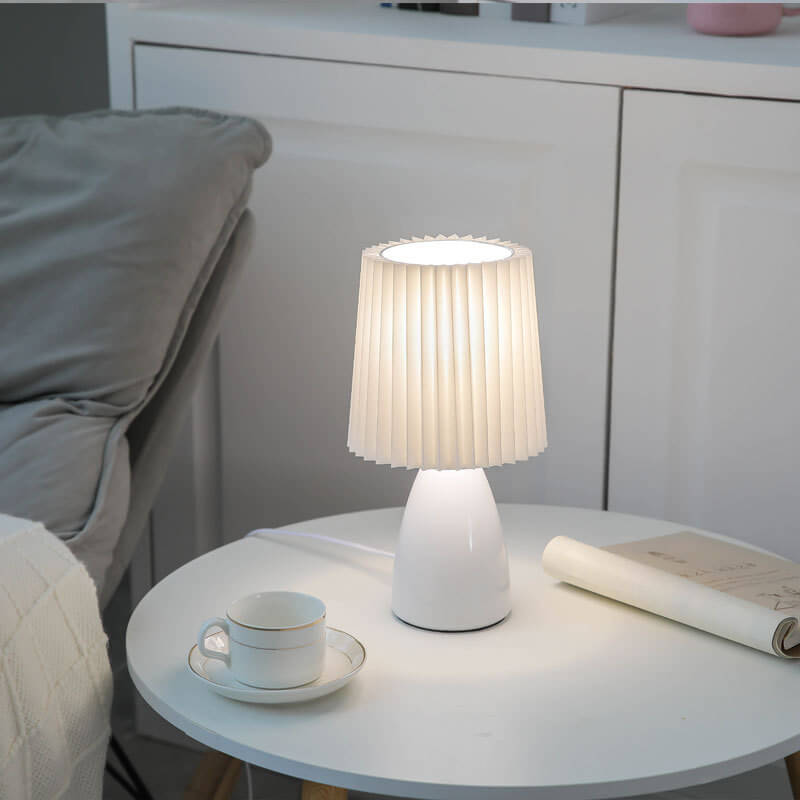 Junips | Scandinavian Retro Table Lamp with Pleated Shade and Glass Base