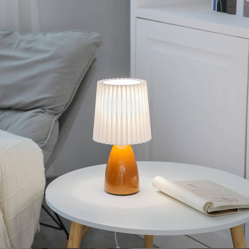 Junips | Scandinavian Retro Table Lamp with Pleated Shade and Glass Base
