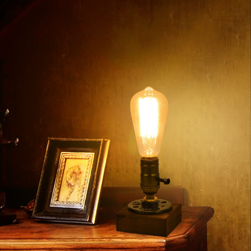 Junips | Vintage Industrial Iron Light Bulb 1-Light Table Lamp