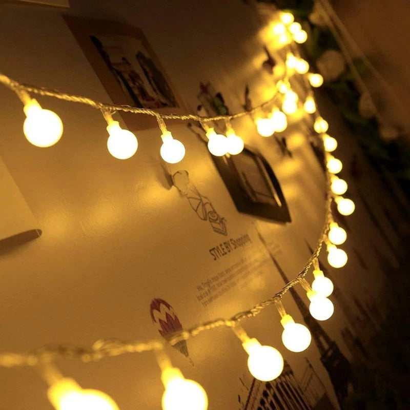 Junips | Mini Globe Light Chain
