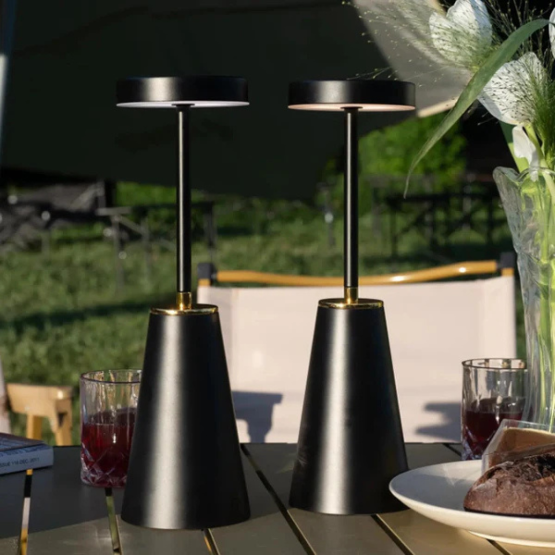 Junips | Rechargeable Wireless Table Lamp