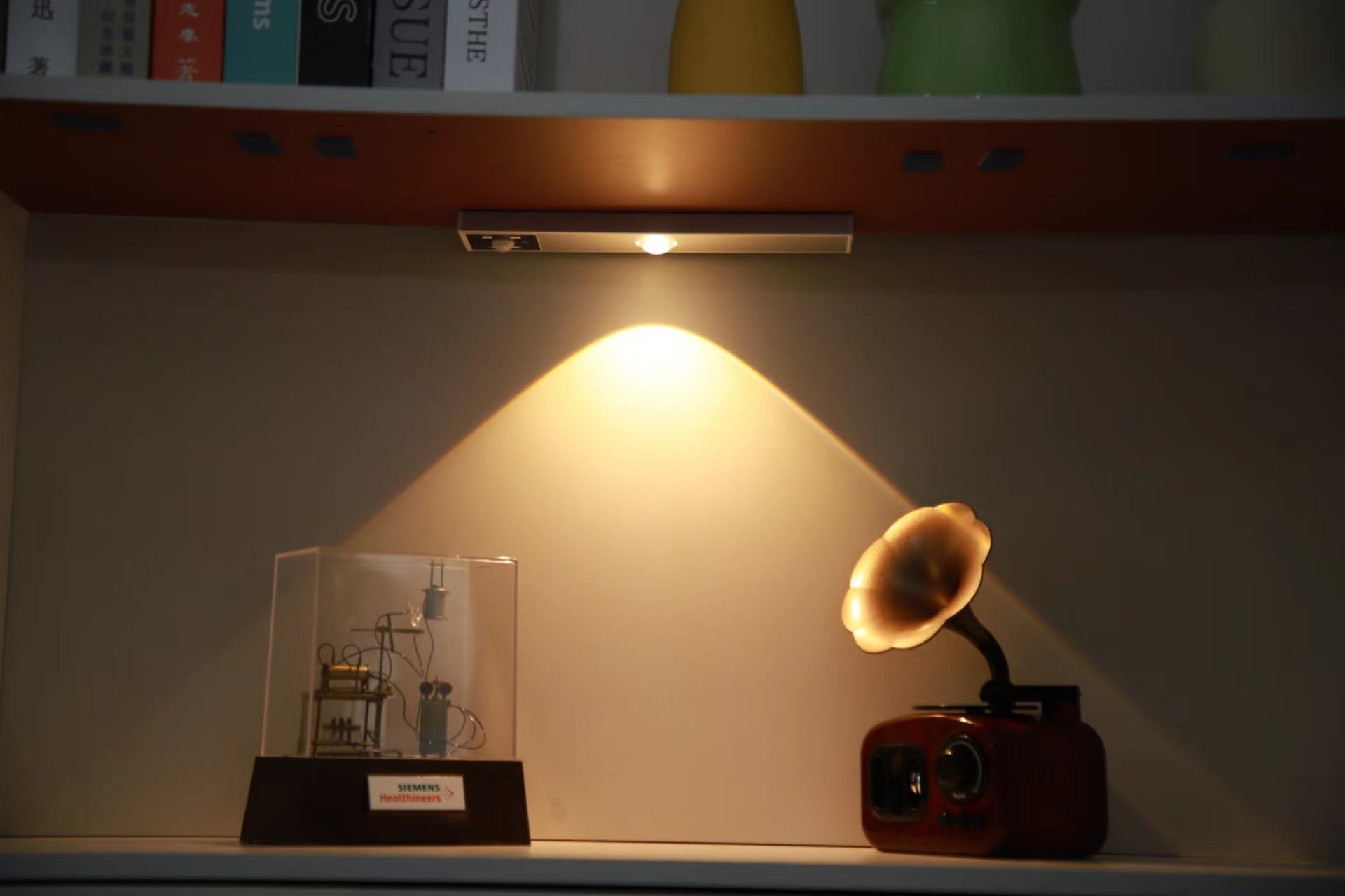 Junips | OVERNIGHT Sensor lights | Today 1+1 free