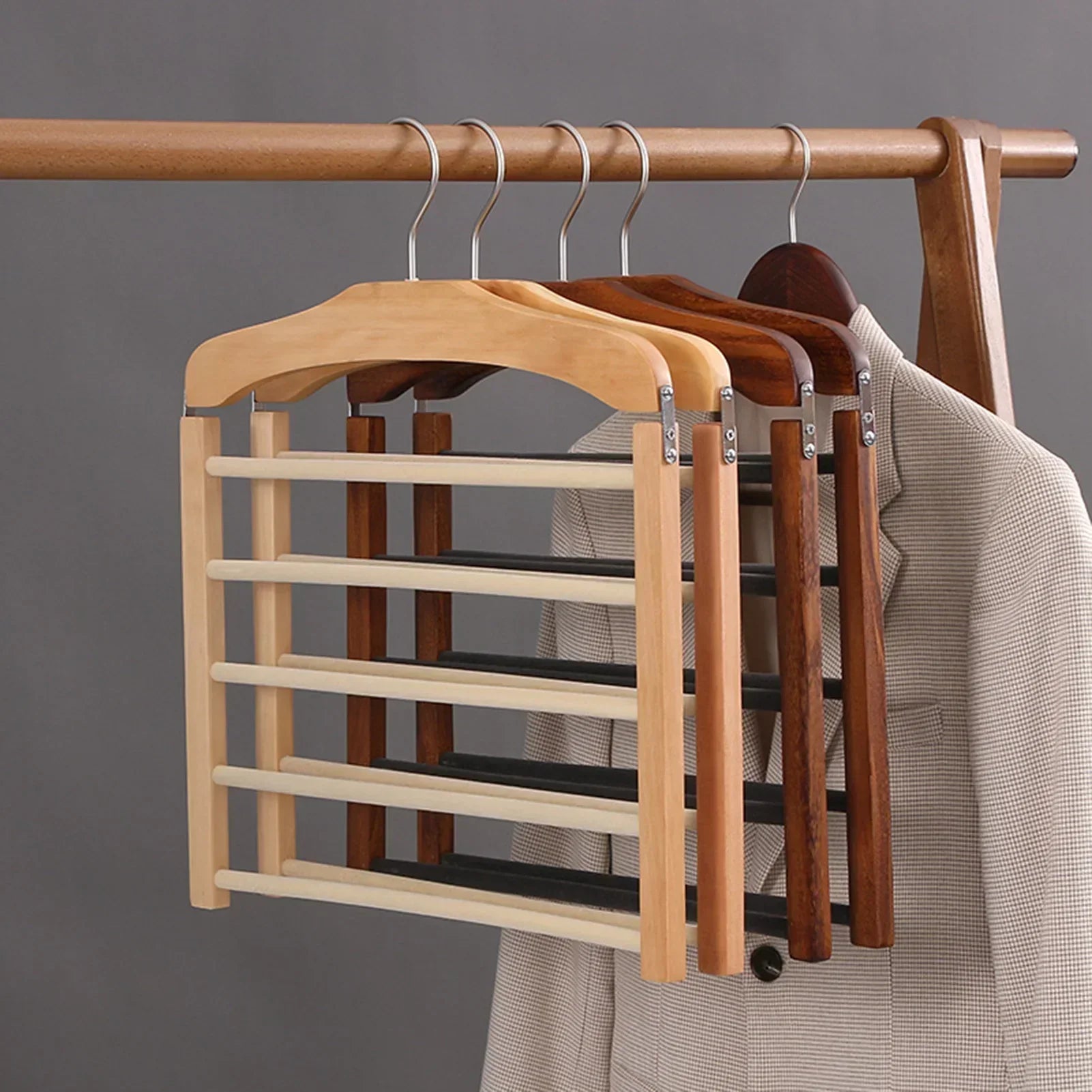 Junips | Space-saving wooden multi-pants hanger