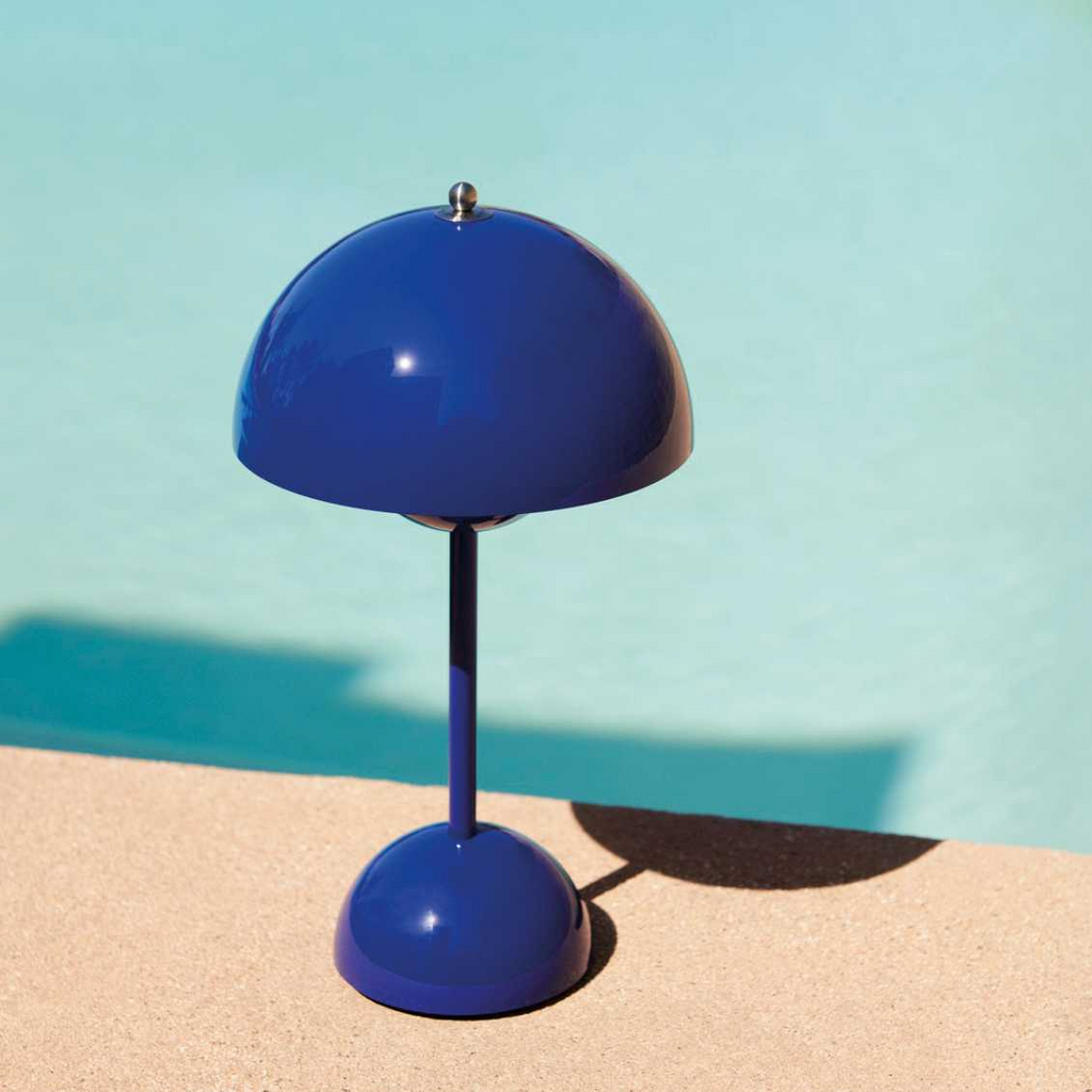 Junips | Lunarglo | LED table lamp