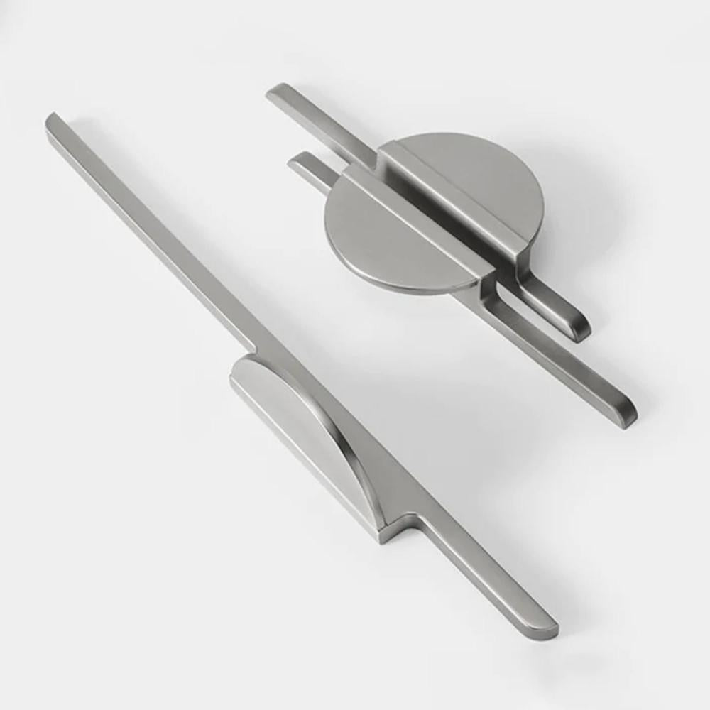 Junips | Halfmoon cabinet handles and knobs for drawer