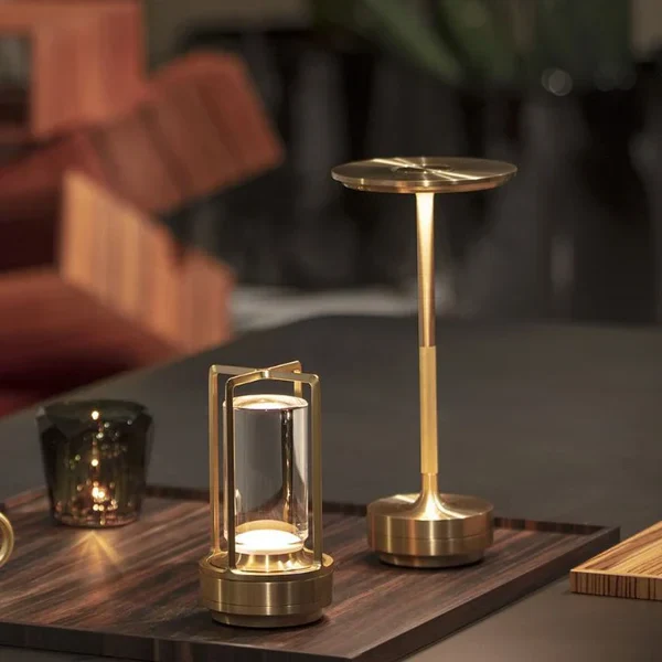 Junips | Bailey Table Lamp
