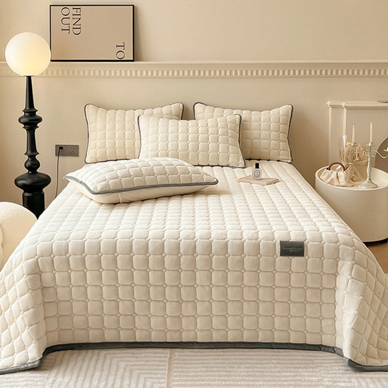 Junips | Modern Soft Throw Blanket with Square Texture – Stylish Fluffy Bed & Sofa Cover