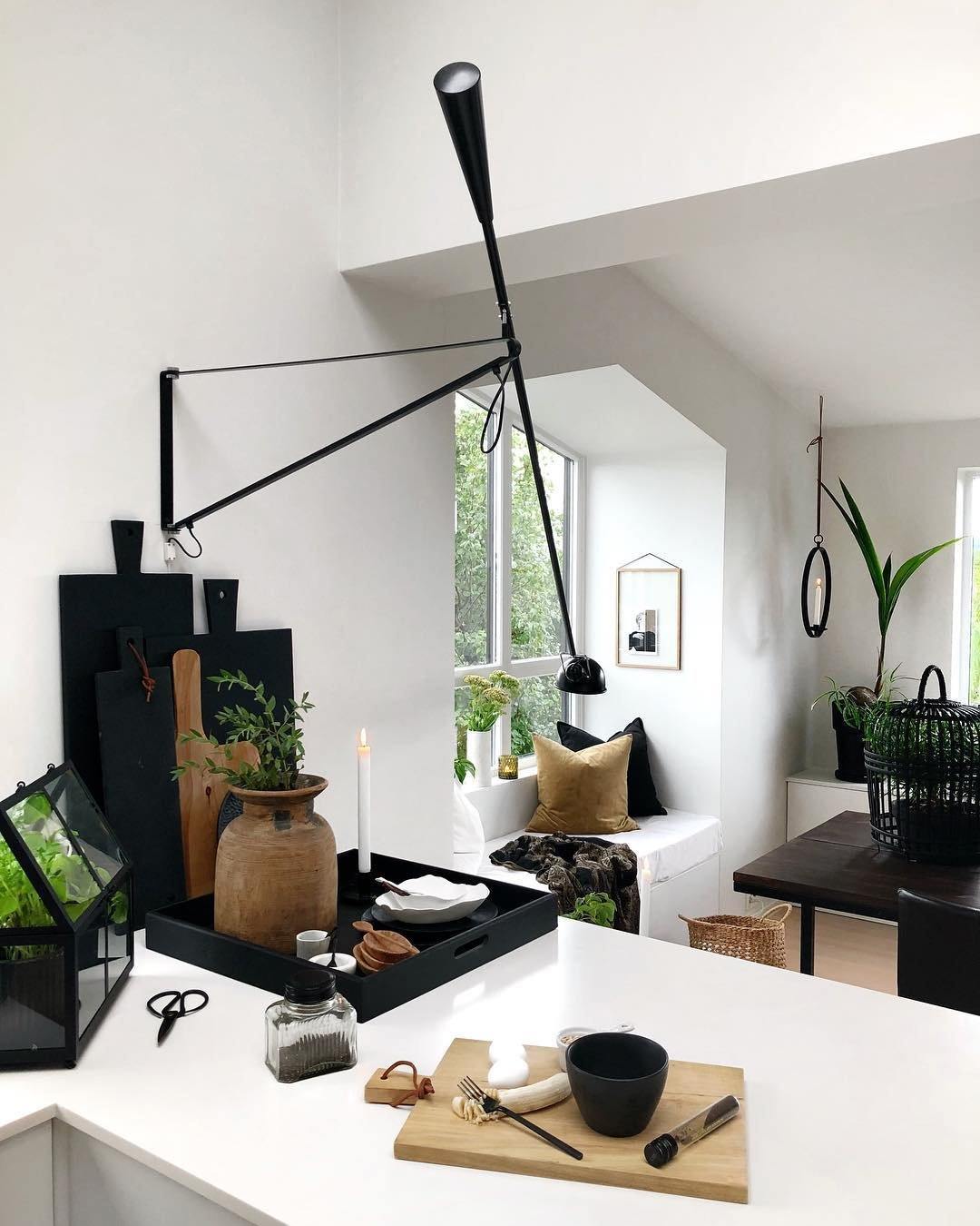Junips | Model 265 Wall Lamp