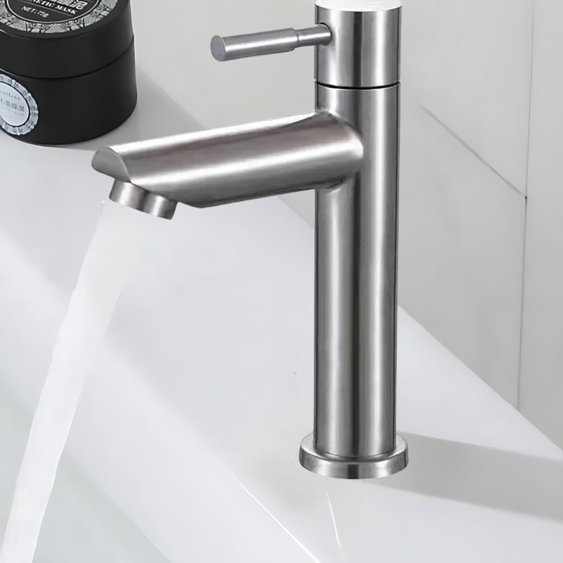 Junips | EcoGold | Modern Single Lever Bathroom Faucet