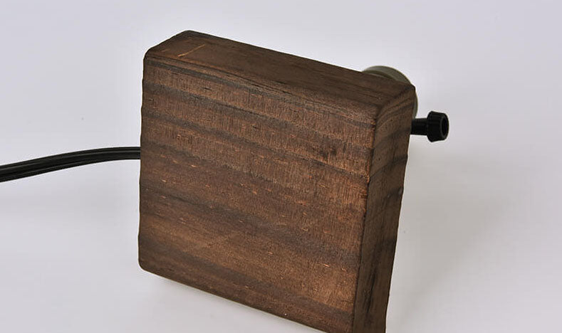 Junips | Vintage Industrial Iron Light Bulb 1-Light Table Lamp