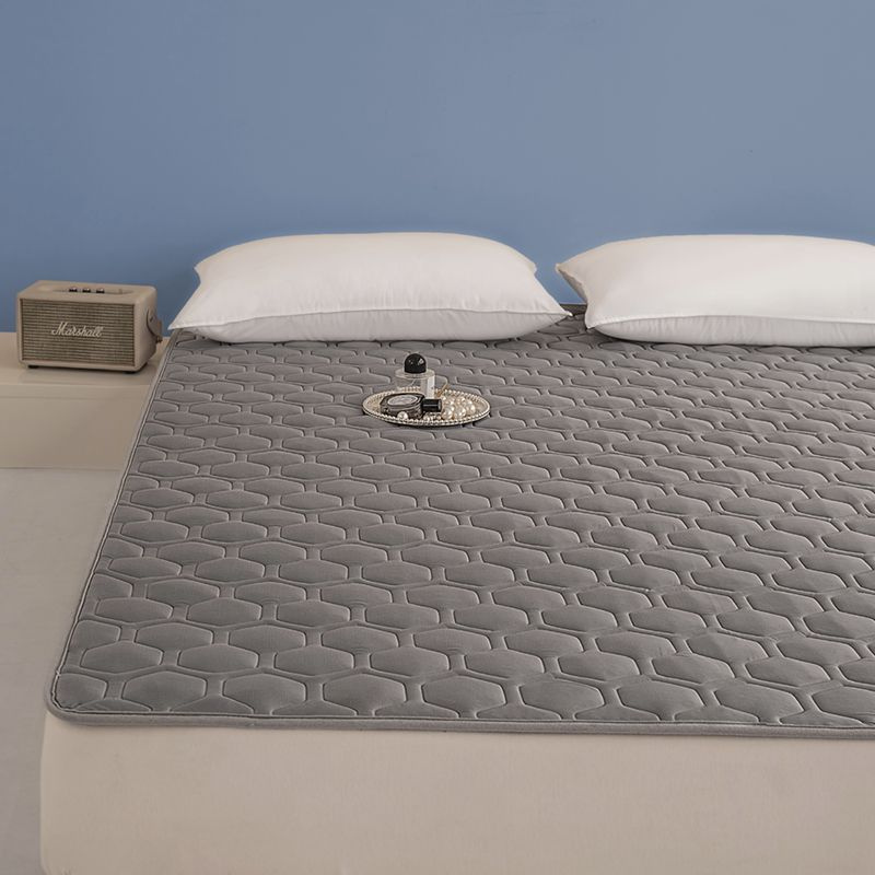 Junips | Dog Cooling Mat Indoor Outdoor Bed Pad