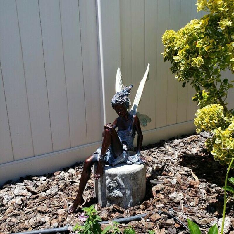 Junips | Sitting Elf Sculpture | Garden Decor