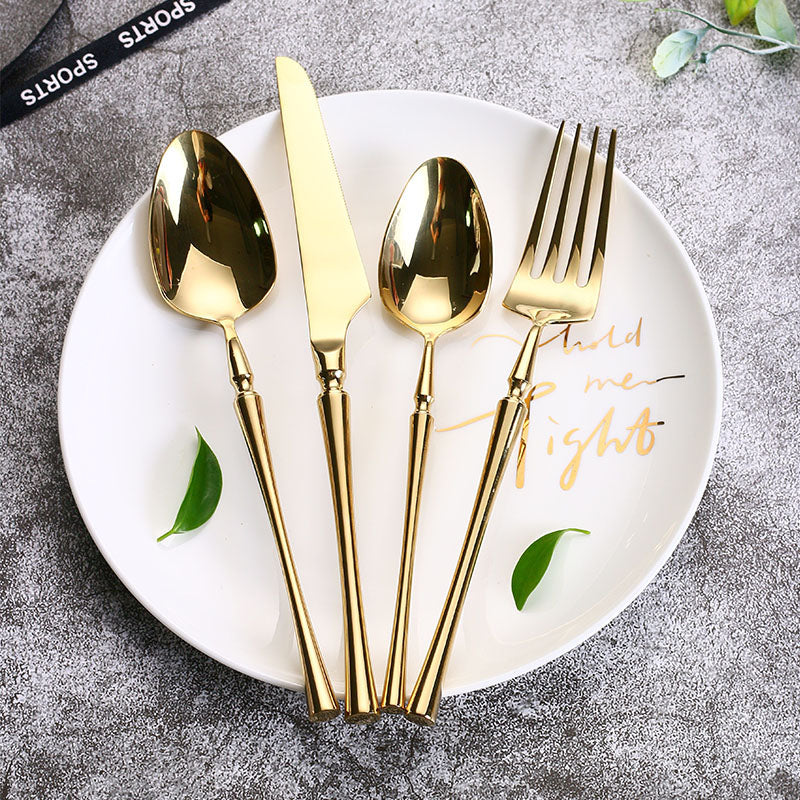 Junips | Classic Stainless Steel Set with Elegant Handles