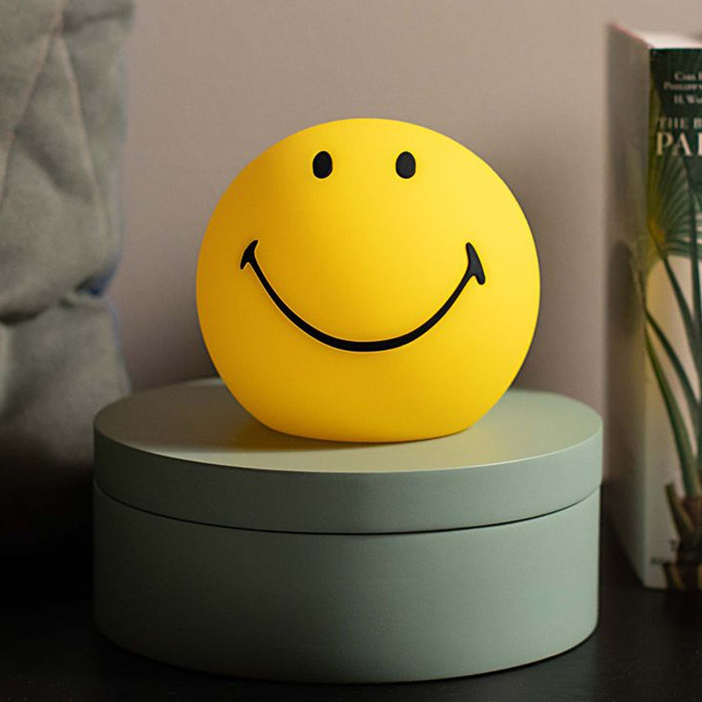 Junips | Maria Smiley Bundle Light Portable Lamp