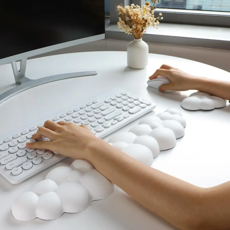 Junips | Cloud Keyboard Wrist Rest