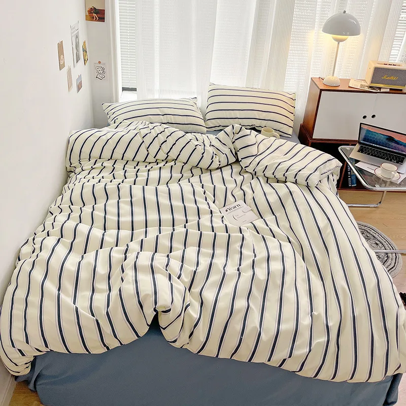 Junips | Nordic Stripes Bedding Set
