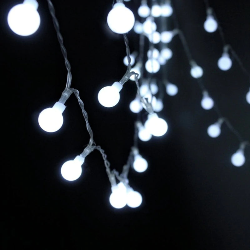Junips | Mini Globe Light Chain