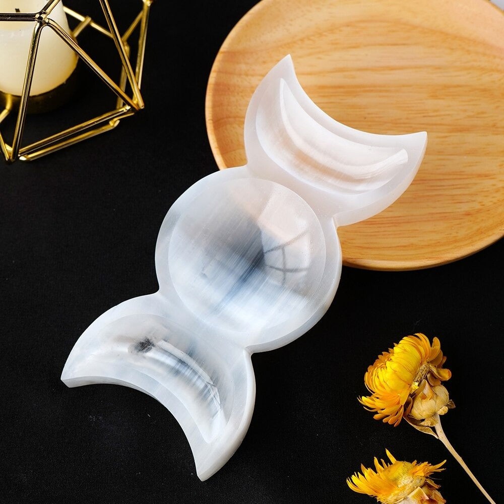 Junips | Moon Divination Selenite Crystal Bowl