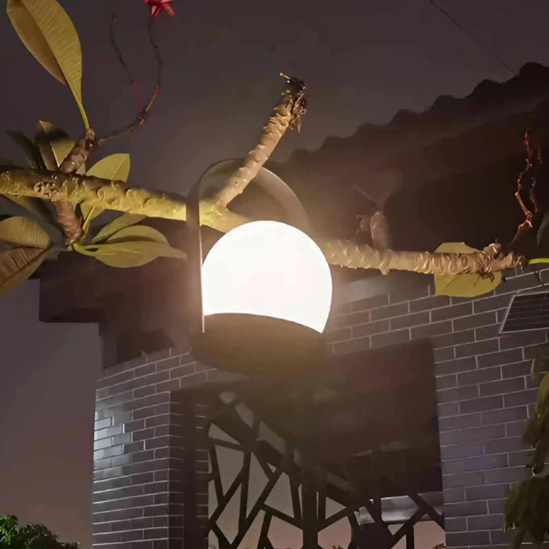 Junips | Modern Table Lamp with Charging Option